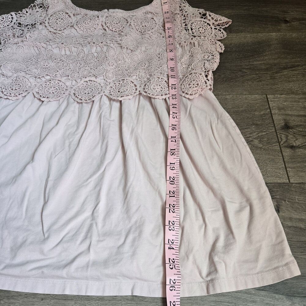 Motherhood Maternity Top M Pink Crochet Lace Overlay Babydoll Short Sleeve - Picture 7 of 13